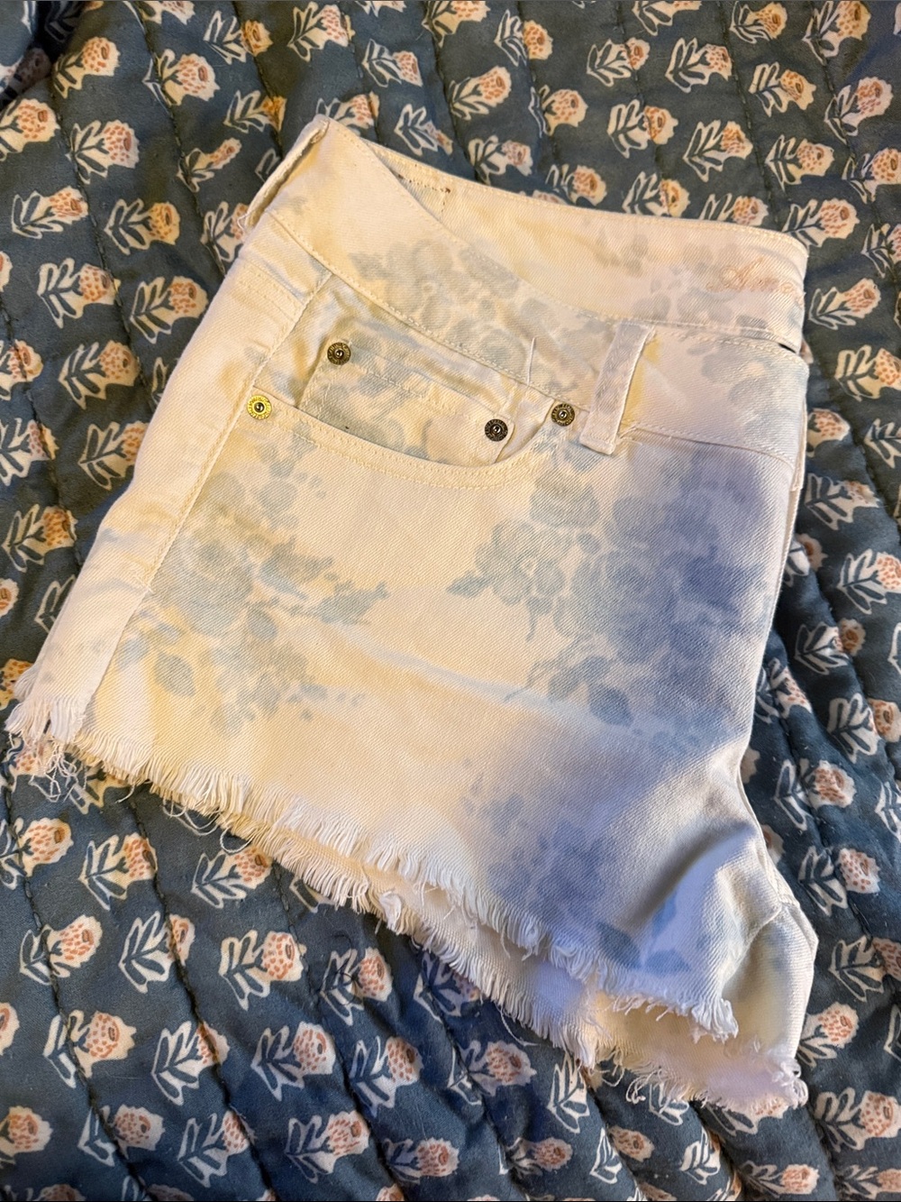American Eagle Outfitters White Mini Denim shorts with Light Blue Floral Print